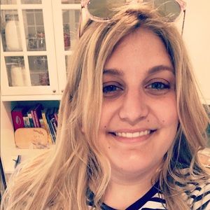 Meet your Posher, Sabrina